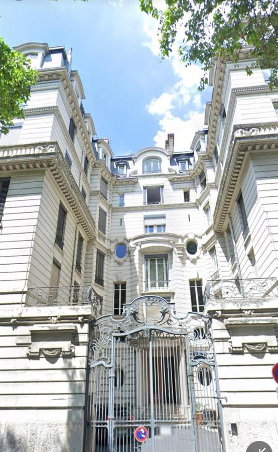 Studio Totalement Renove En Plein Centre-Ville Devant La Prefecture De Lyon Exterior foto